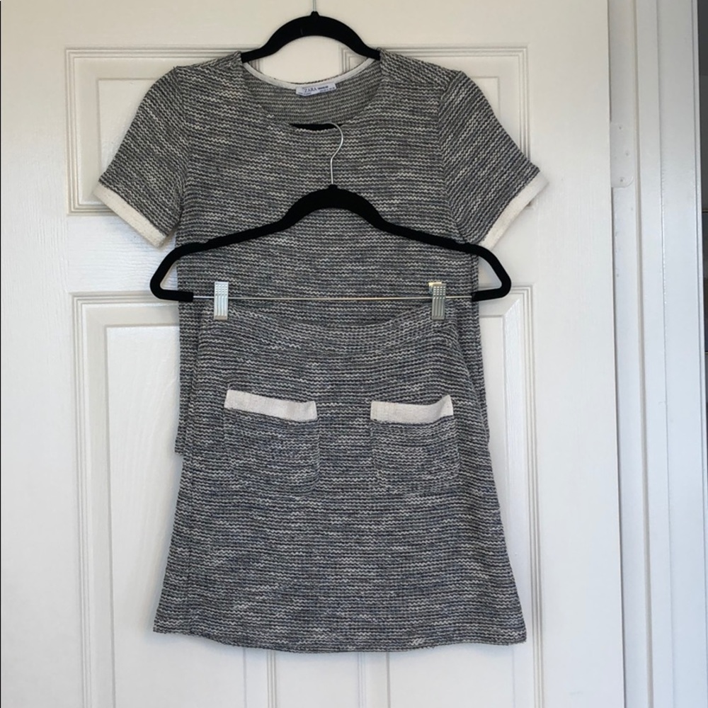 Knit shirt and skirt set